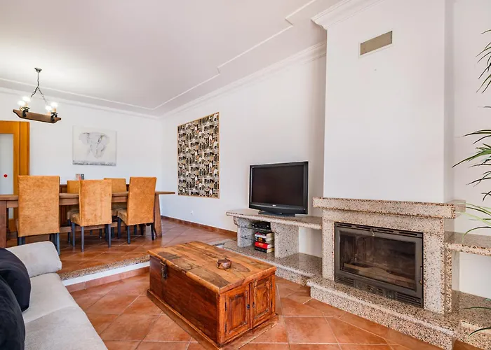 펜션 Adriana 알부페이라